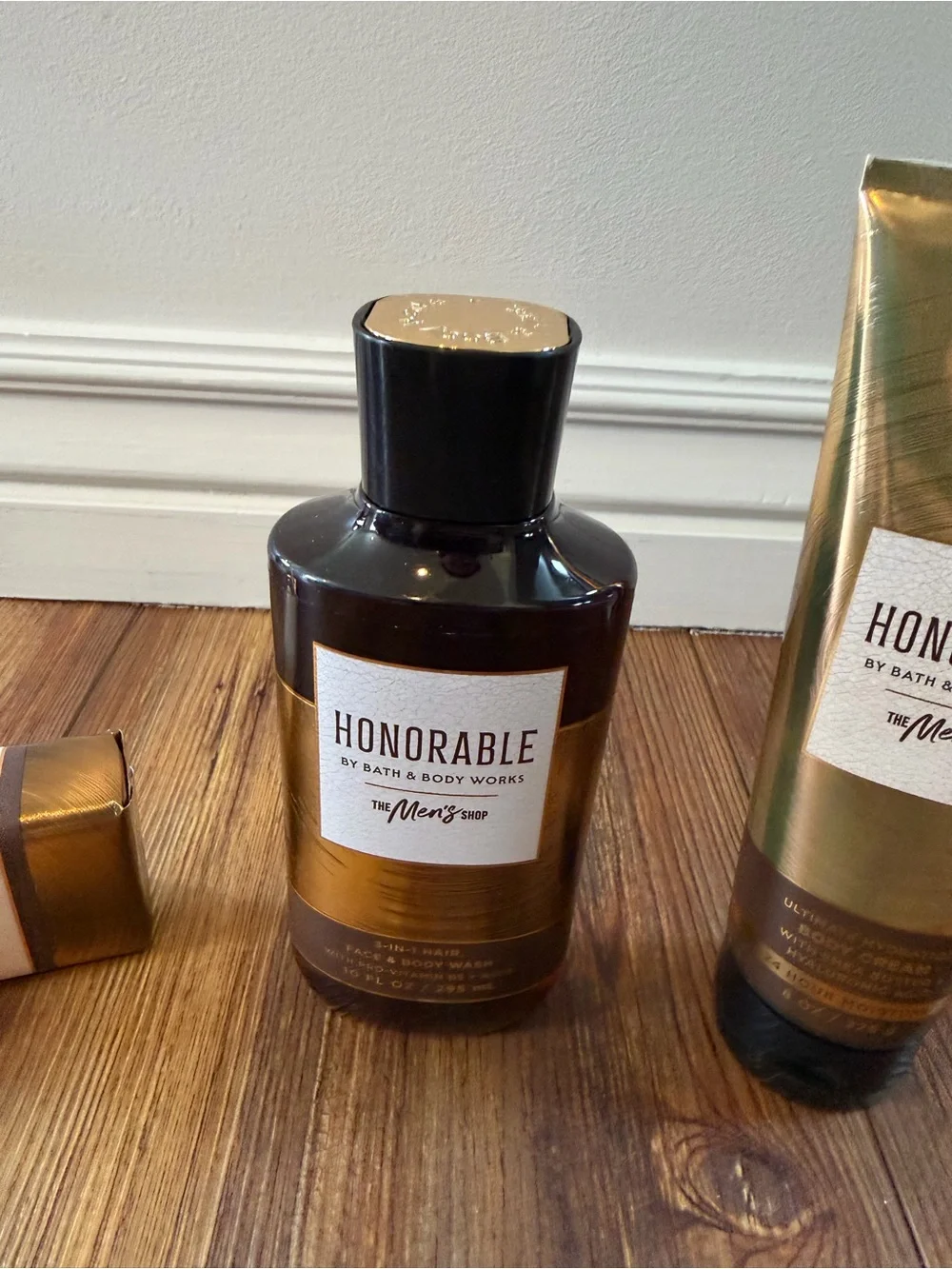NEW Bath & Body Works Honorable Men Grooming Set — Gold and Black